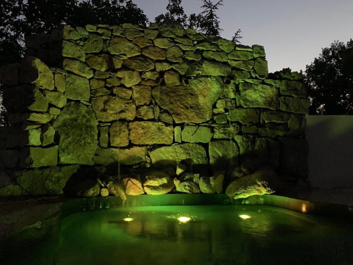 Gite Avec Piscine Privee Au Coeur D'Une Foret De Chenes Proche De Vallon Pont D'Arc Saint Alban Auriolles Eksteriør bilde